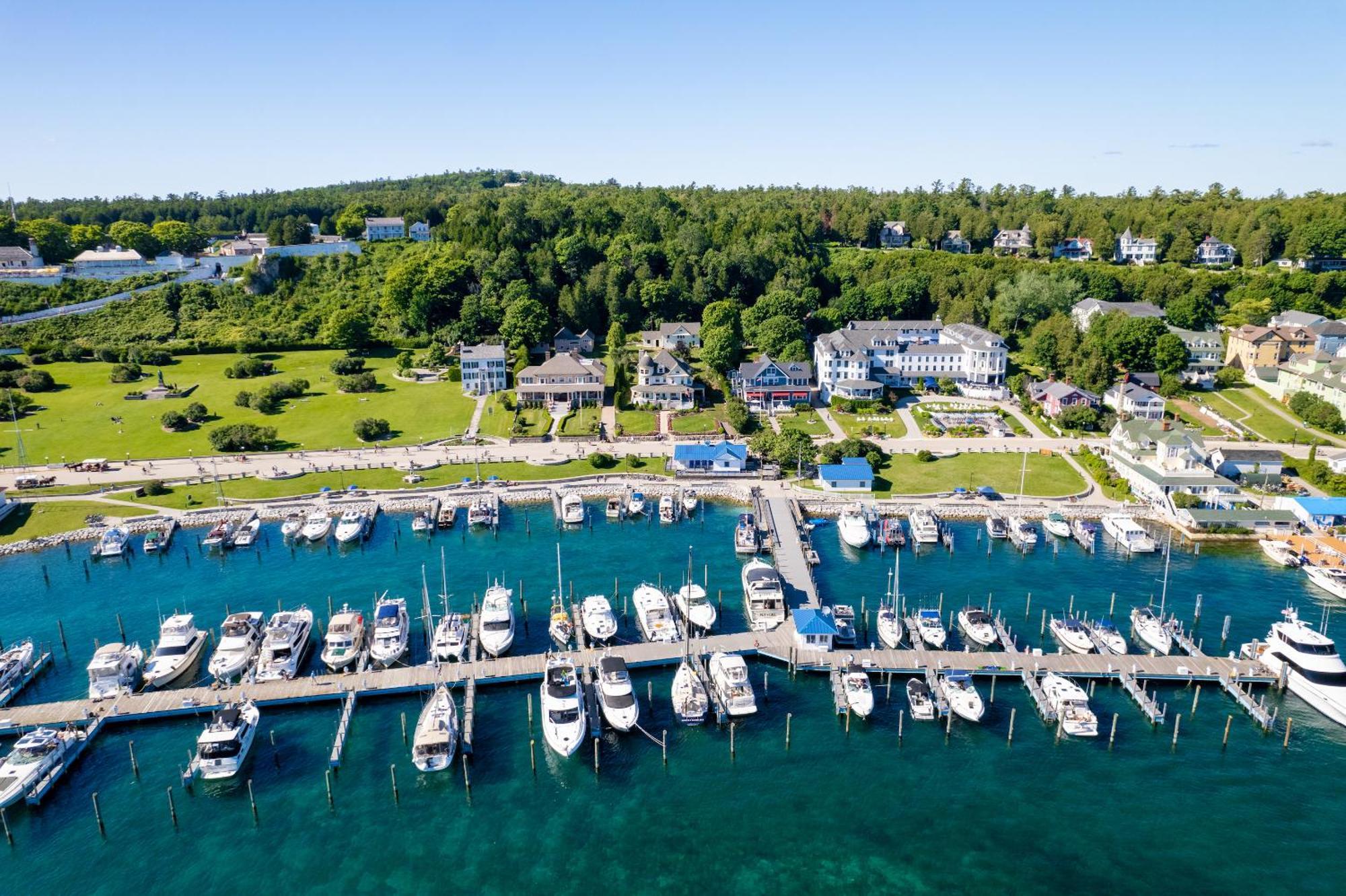 Island House Hotel Mackinac Island Exterior photo